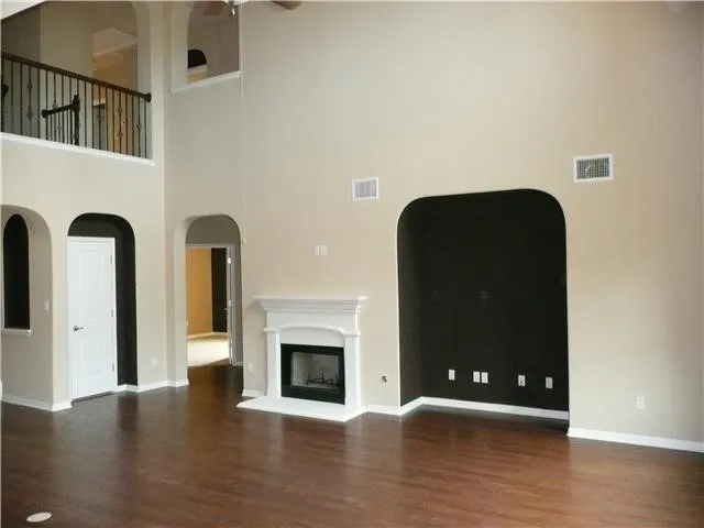 1921 Granite Springs Road #: Leander, TX 78641