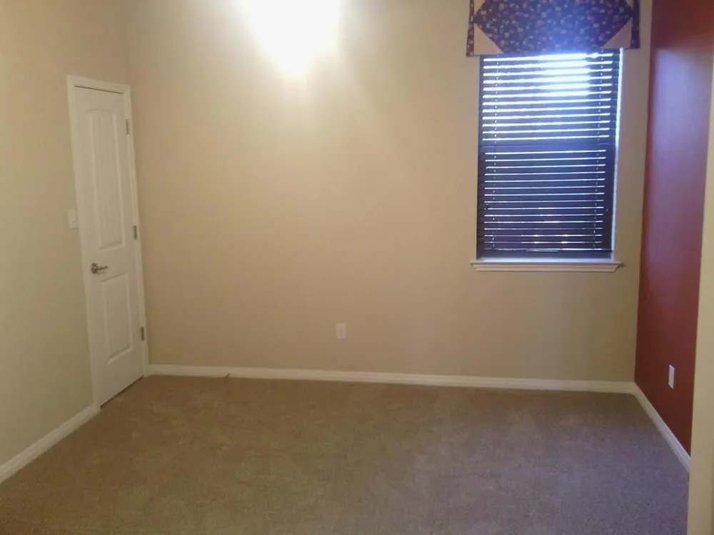 1921 Granite Springs Road #: Leander, TX 78641
