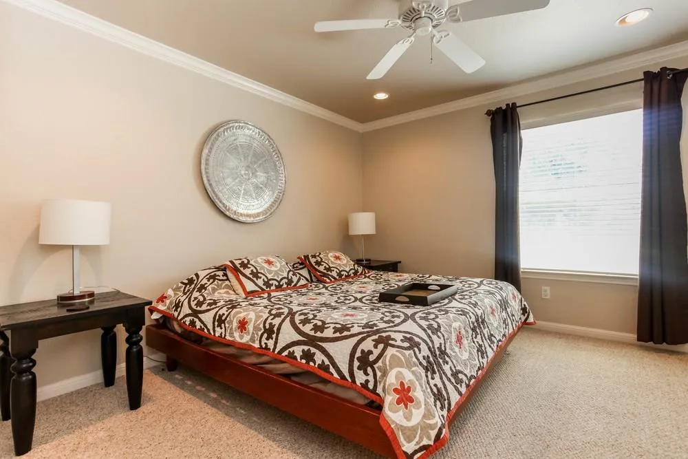 1500 East Side Drive #116A Austin, TX 78704