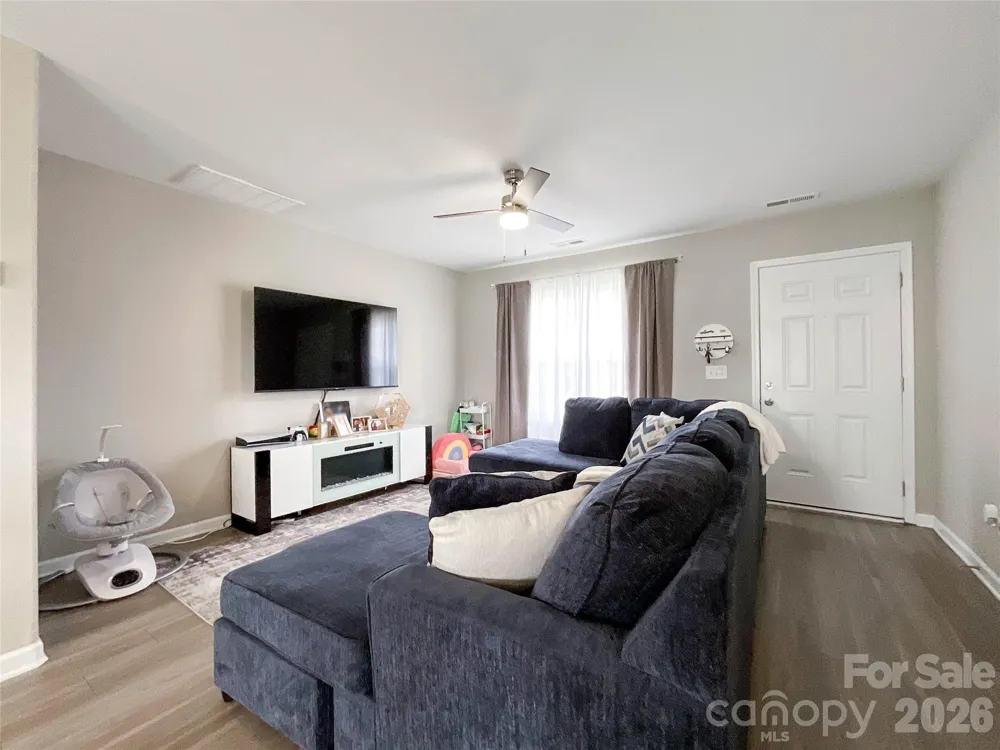 3005 Chatuge Court Charlotte, NC 28214