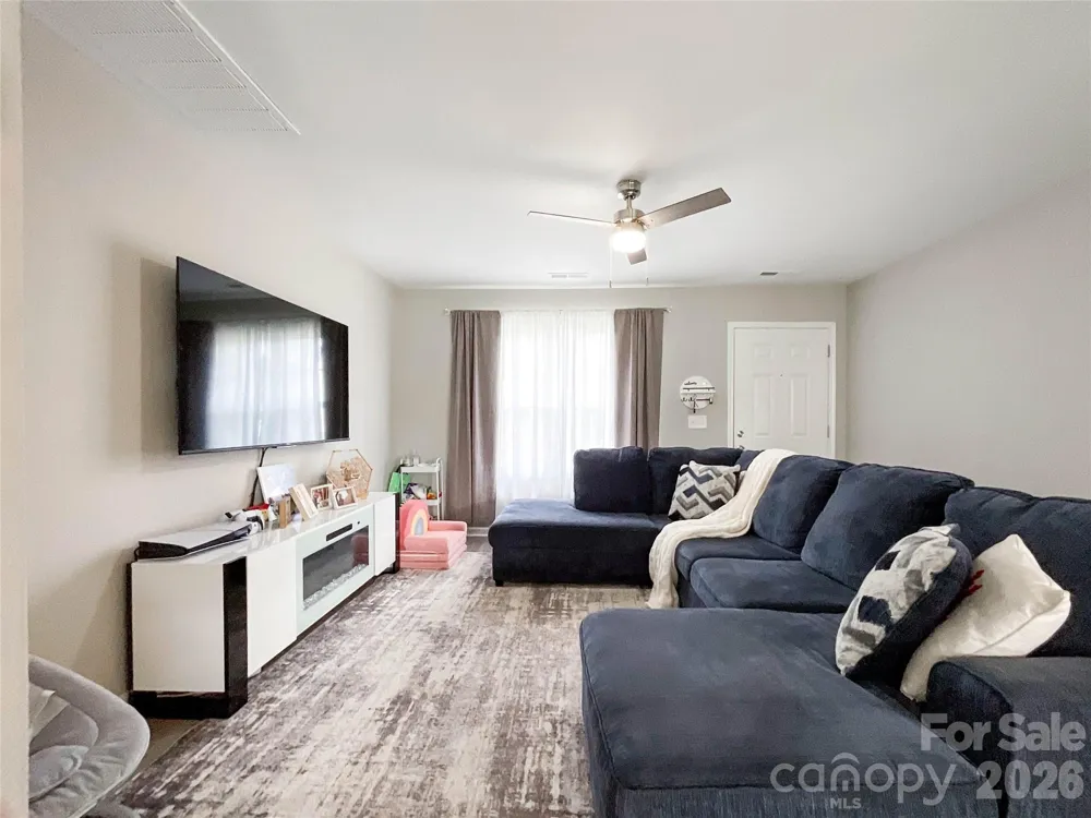 3005 Chatuge Court Charlotte, NC 28214