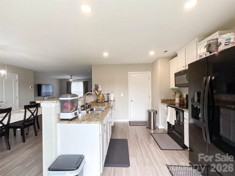 3005 Chatuge Court Charlotte, NC 28214