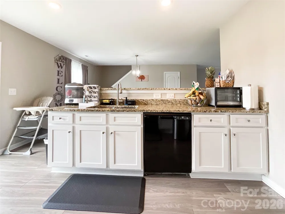 3005 Chatuge Court Charlotte, NC 28214