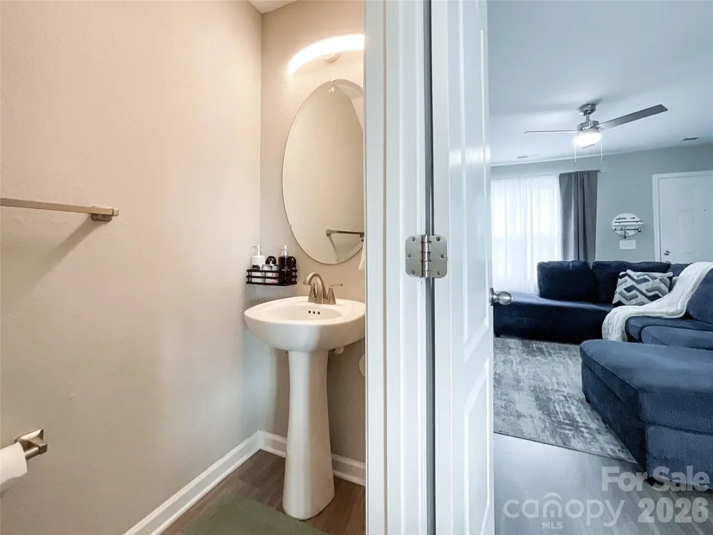 3005 Chatuge Court Charlotte, NC 28214