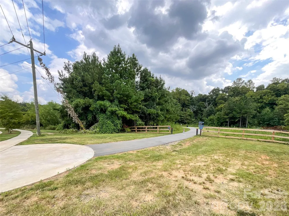 3005 Chatuge Court Charlotte, NC 28214