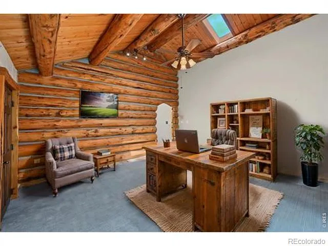 788 Pioneer Road Lyons, CO 80540