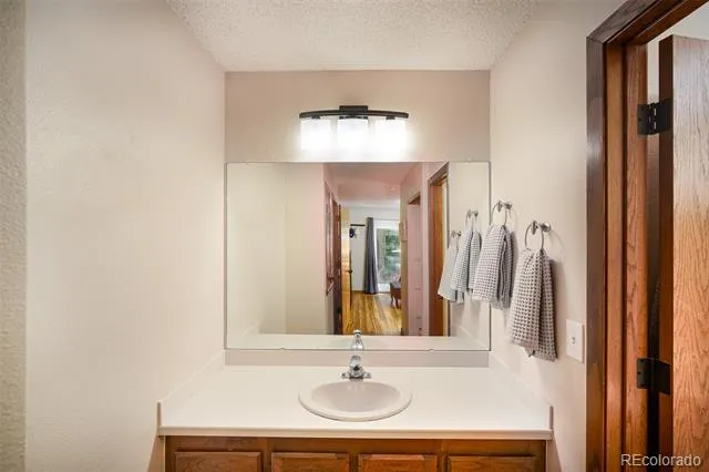 3147 E Long Circle Littleton, CO 80122