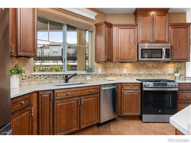 1806 Jules Lane Louisville, CO 80027