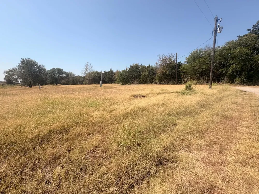 706 County Road 2505 Bonham, TX 75418