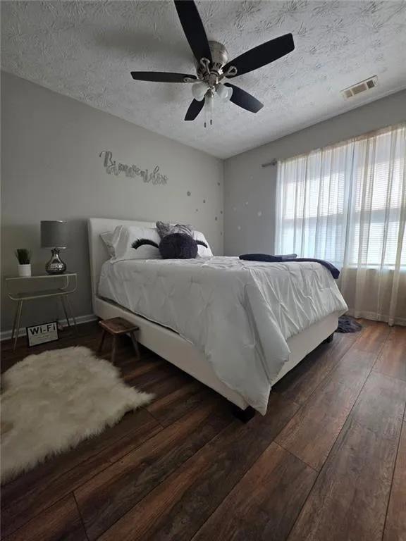 6102 Fairington Ridge Circle Lithonia, GA 30038