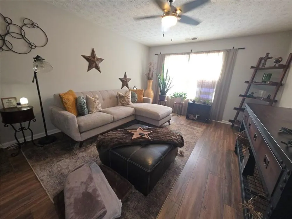 6102 Fairington Ridge Circle Lithonia, GA 30038