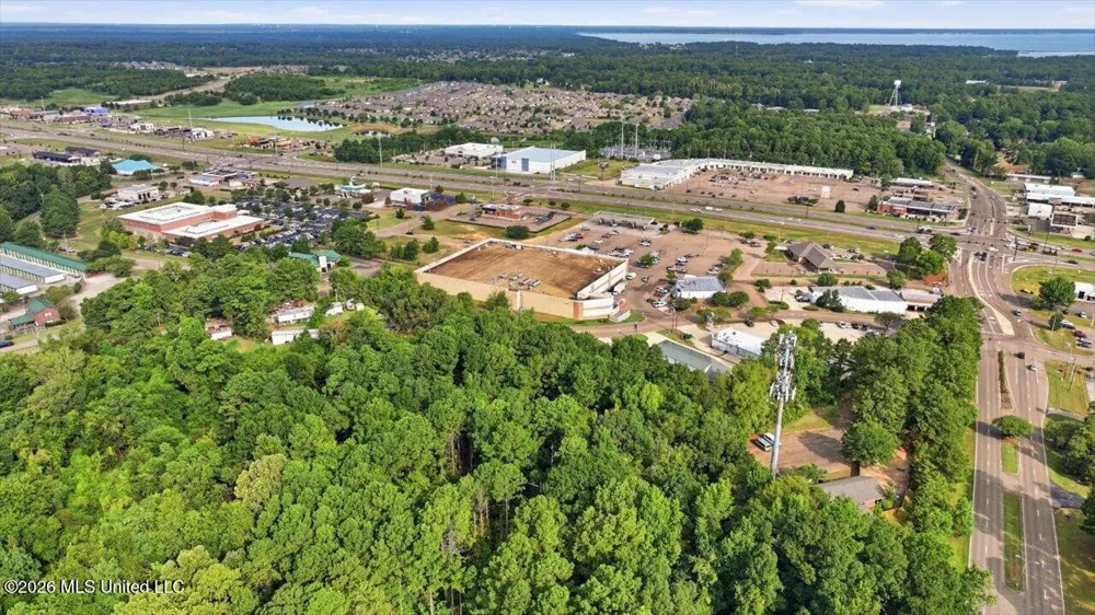 Plaza Drive Flowood, MS 39232