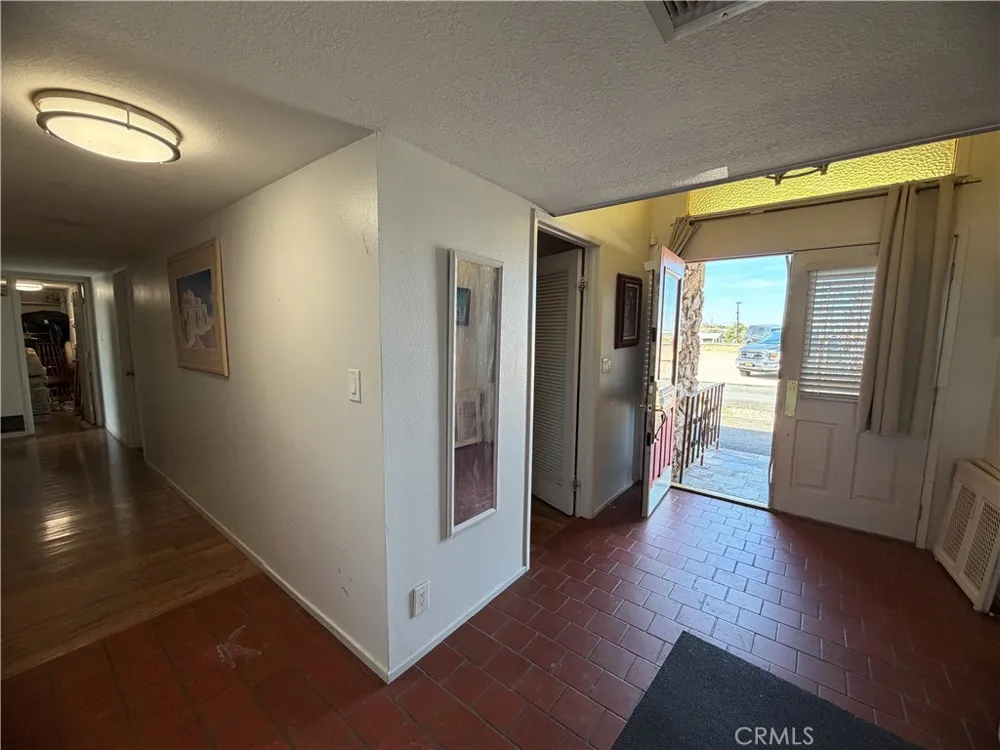 30 Hilltop Terrace Barstow, CA 92311