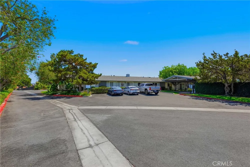3131 Laurel Avenue #9 Fullerton, CA 92835