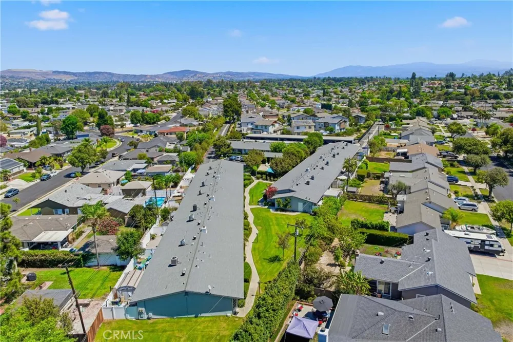 3131 Laurel Avenue #9 Fullerton, CA 92835