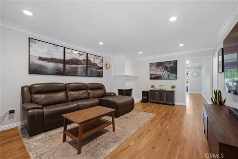 3131 Laurel Avenue #9