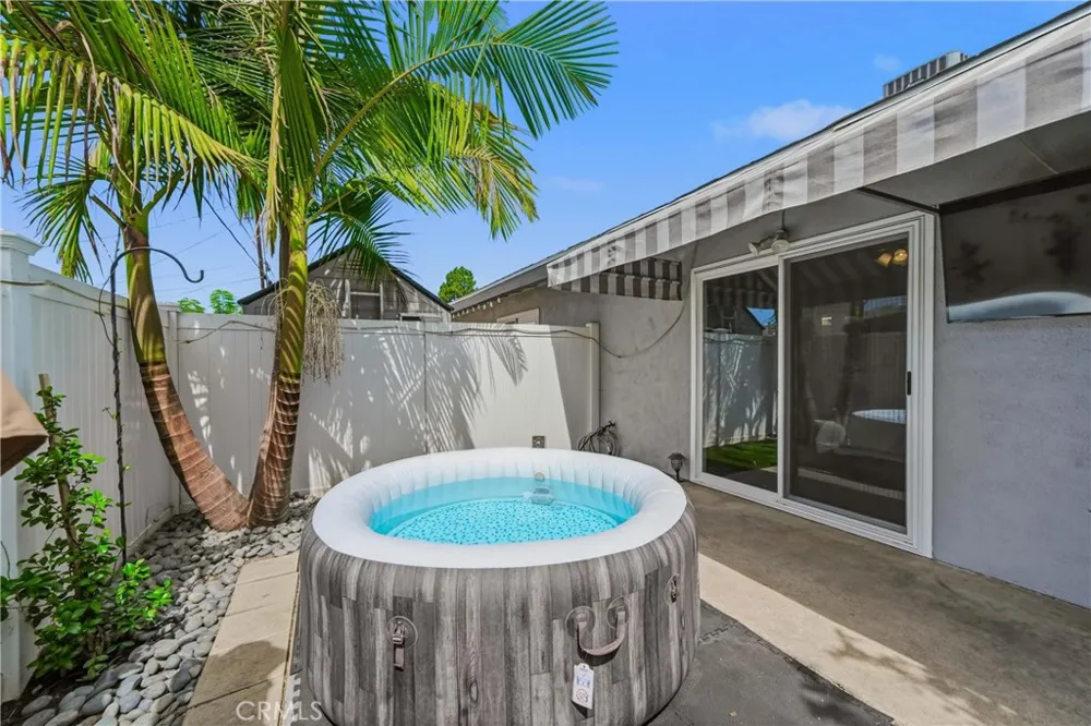 3131 Laurel Avenue #9 Fullerton, CA 92835