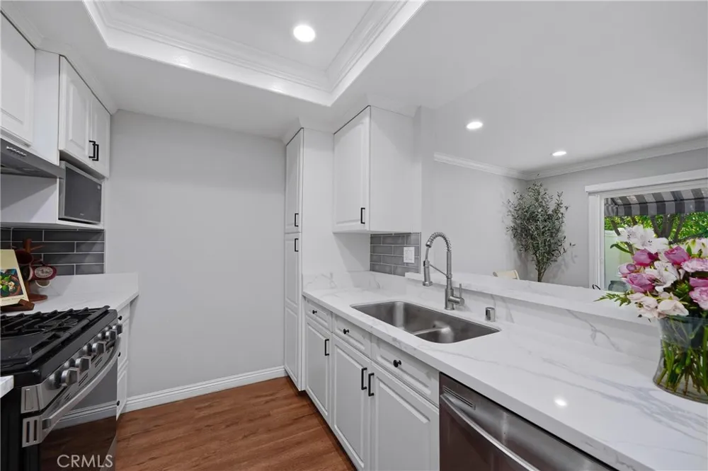3131 Laurel Avenue #9 Fullerton, CA 92835