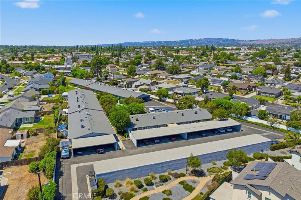 3131 Laurel Avenue #9 Fullerton, CA 92835