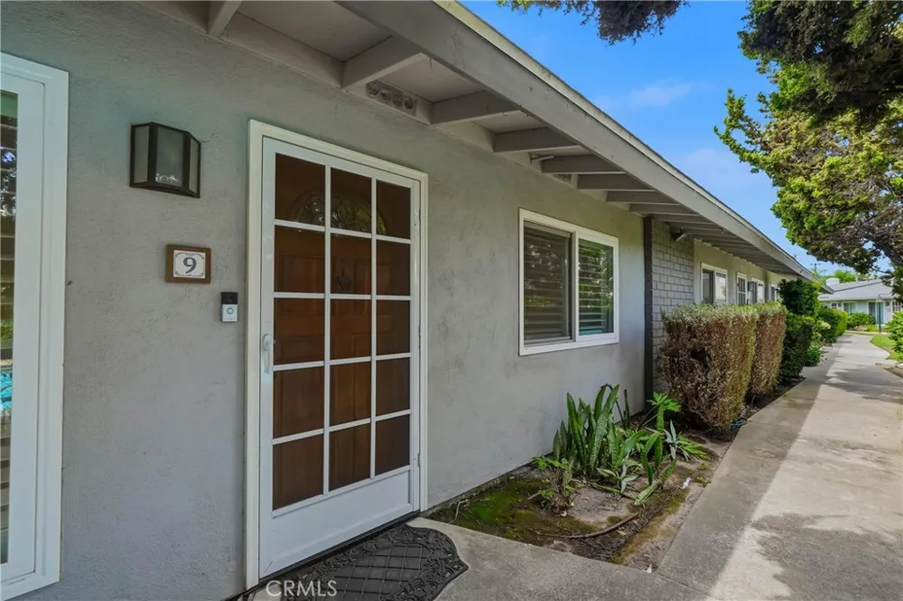 3131 Laurel Avenue #9 Fullerton, CA 92835