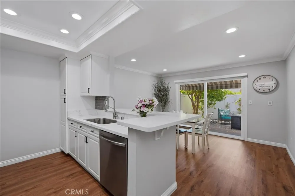 3131 Laurel Avenue #9 Fullerton, CA 92835
