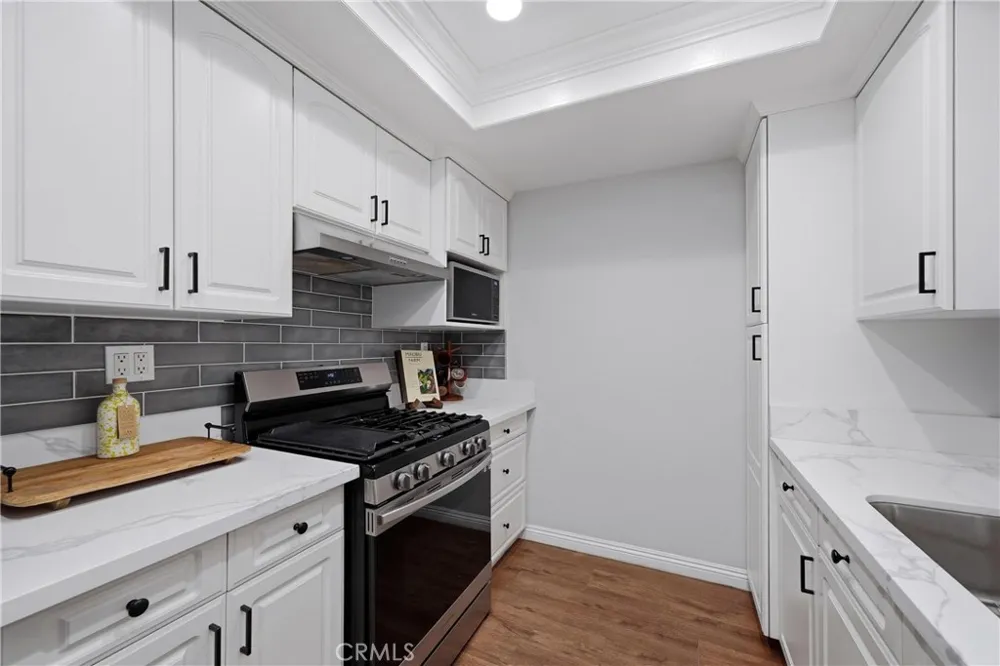 3131 Laurel Avenue #9 Fullerton, CA 92835