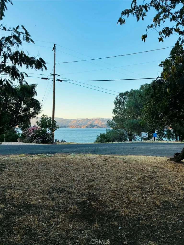 10499 Edgewater Kelseyville, CA 95451