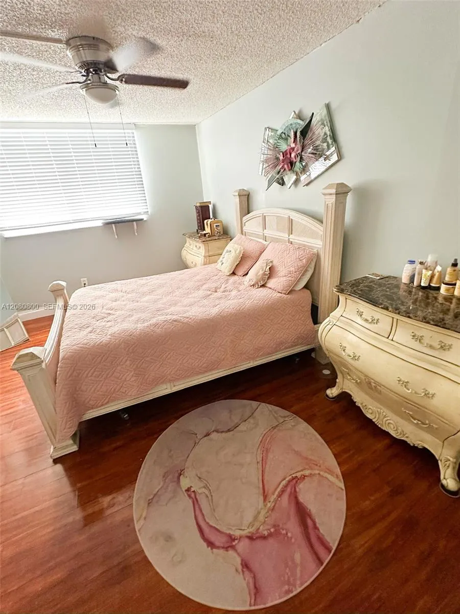 2860 Somerset Dr #400K Lauderdale Lakes, FL 33311