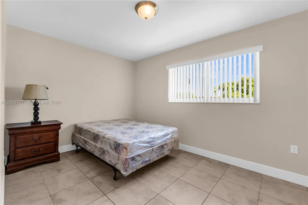 1990 NW 4th Ct #10 Miami, FL 33136