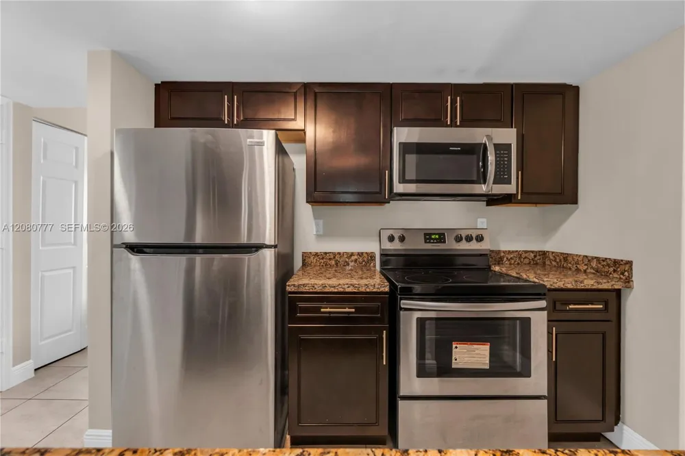 1990 NW 4th Ct #10 Miami, FL 33136