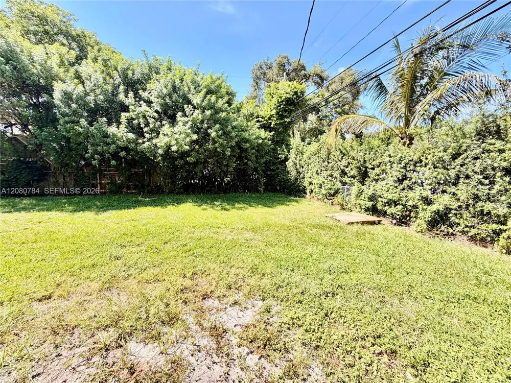 3790 SW 27th St #3790 Miami, FL 33134