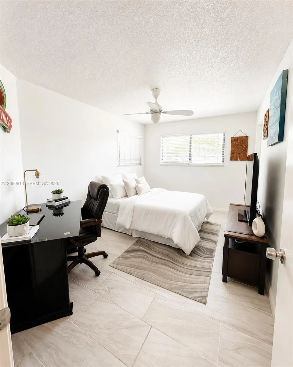 20761 NE 4 PL #204 Aventura, FL 33179