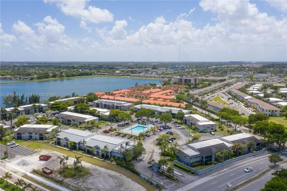 20761 NE 4 PL #204 Aventura, FL 33179