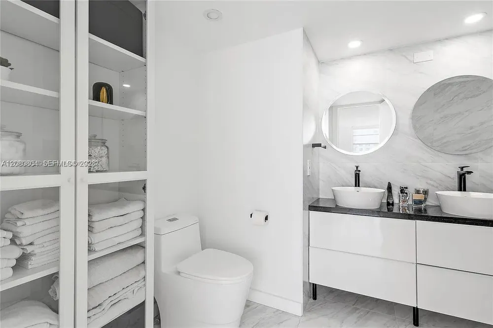 2801 NE 183rd St #1016W Aventura, FL 33160
