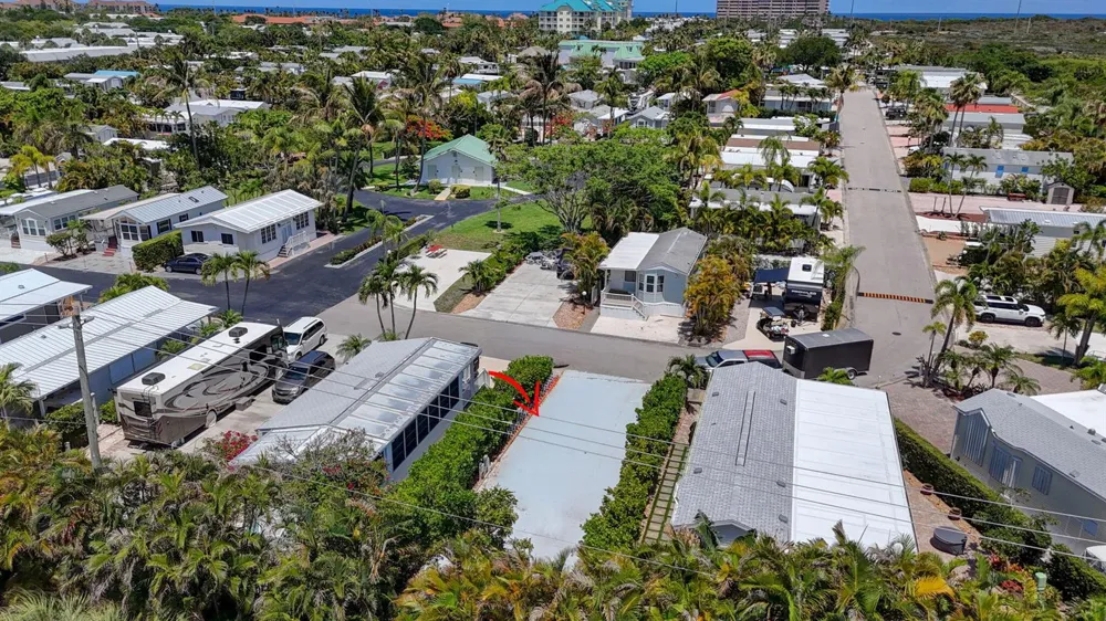 900 JUNO OCEAN Walk #50 Juno Beach, FL 33408