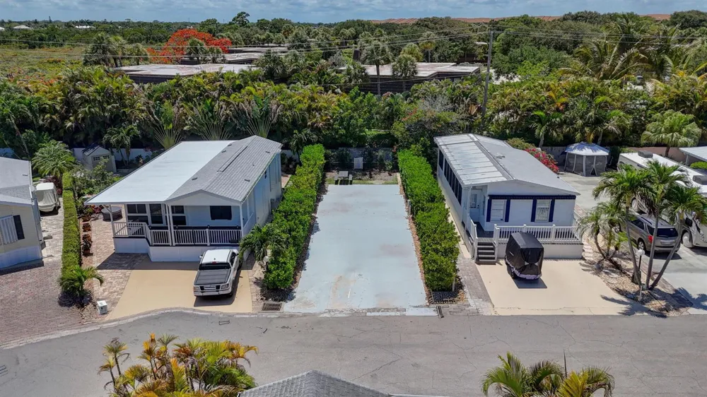 900 JUNO OCEAN Walk #50 Juno Beach, FL 33408