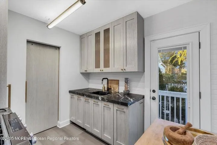 15 Buena Vista Court Allenhurst, NJ 07711