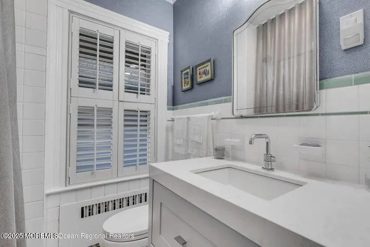15 Buena Vista Court Allenhurst, NJ 07711