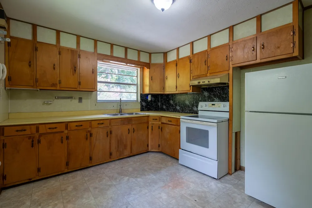 265 Country Ln Lenoir City, TN 37771