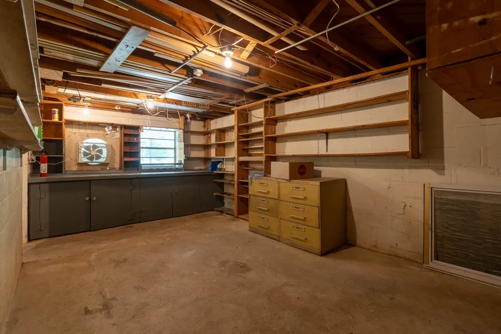 265 Country Ln Lenoir City, TN 37771