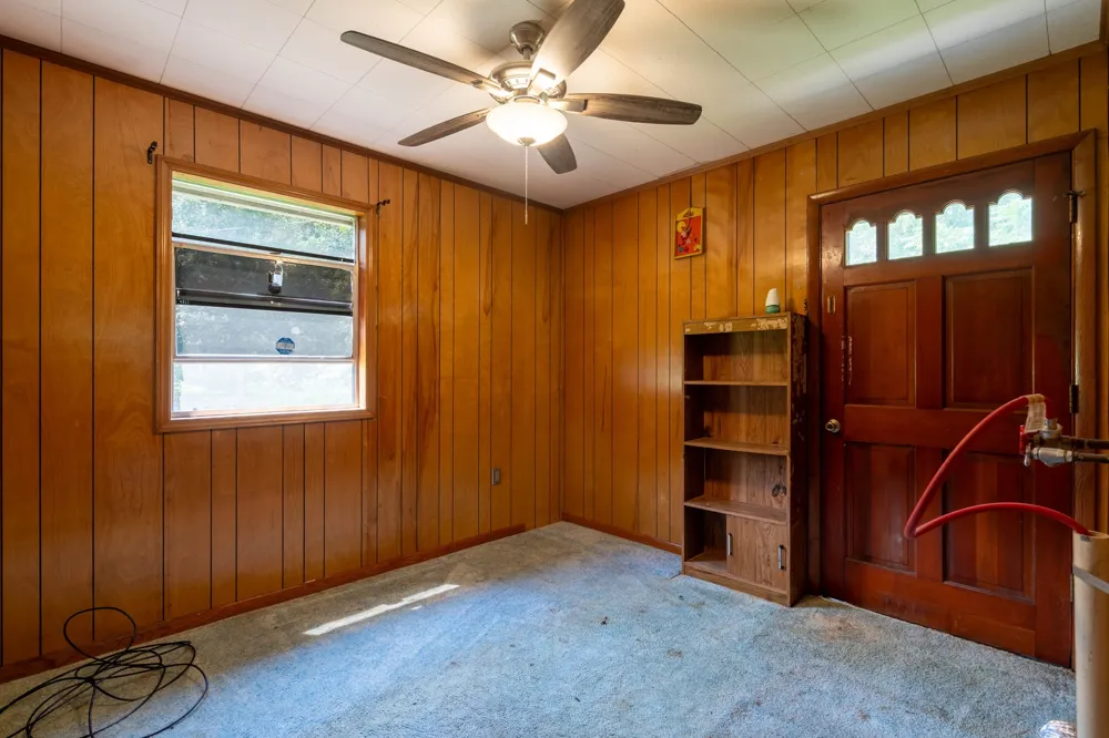 265 Country Ln Lenoir City, TN 37771