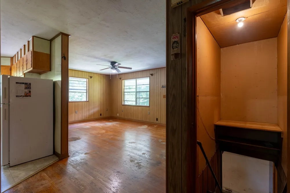 265 Country Ln Lenoir City, TN 37771
