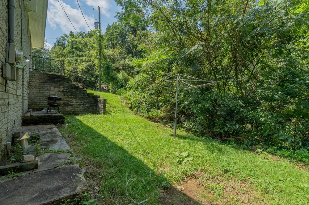 265 Country Ln Lenoir City, TN 37771