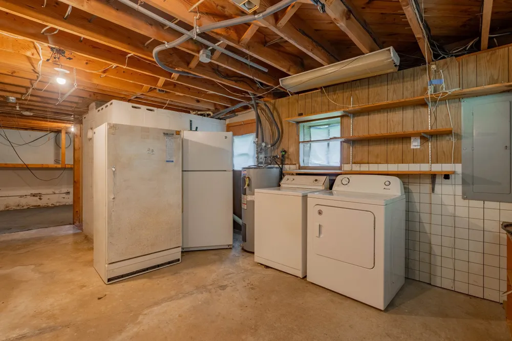 265 Country Ln Lenoir City, TN 37771