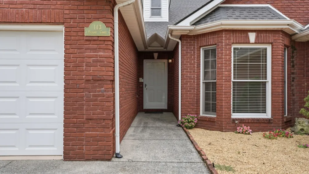 143 Hickory Ct McMinnville, TN 37110