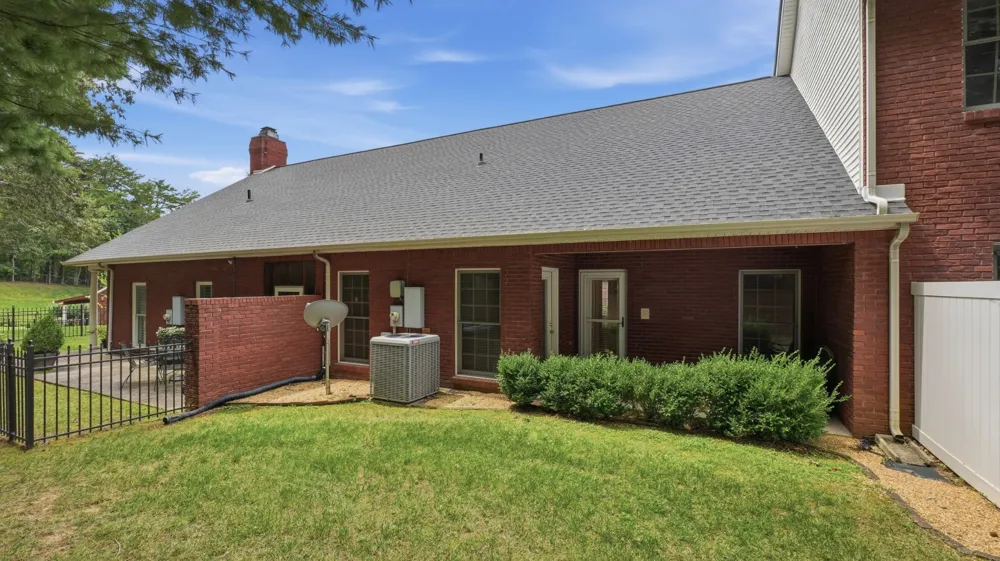 143 Hickory Ct McMinnville, TN 37110
