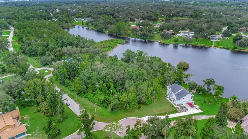 12612 LAKE HILLS DRIVE Riverview, FL 33569
