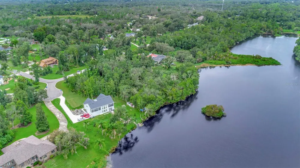 12612 LAKE HILLS DRIVE Riverview, FL 33569