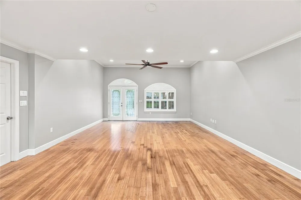 9500 118TH LANE Seminole, FL 33772
