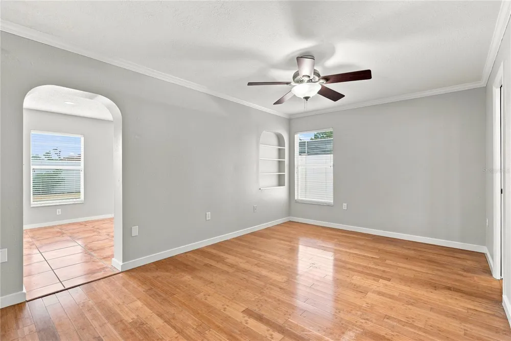 9500 118TH LANE Seminole, FL 33772